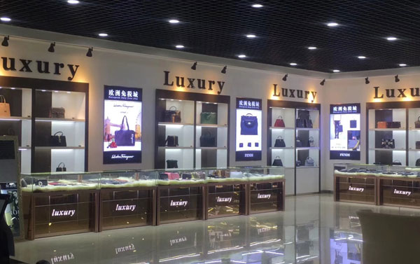 鴻鈦定制的飾品展柜 鴻鈦定制的飾品展柜